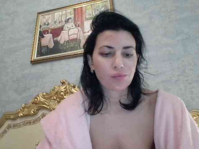 Rosalinda37 webcam
