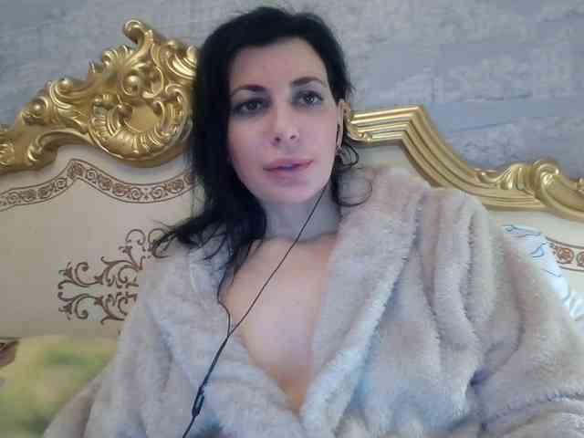 Rosalinda37 webcam