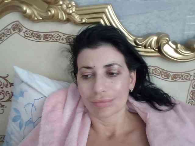 Rosalinda37 webcam