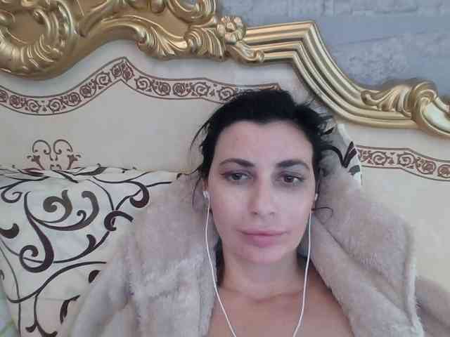 Rosalinda37 webcam