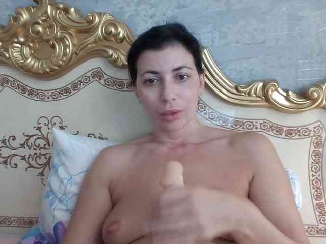 Rosalinda37 webcam