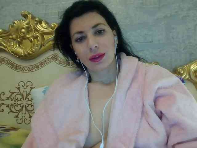 Rosalinda37 webcam