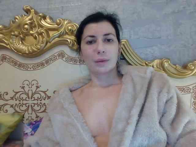 Rosalinda37 webcam