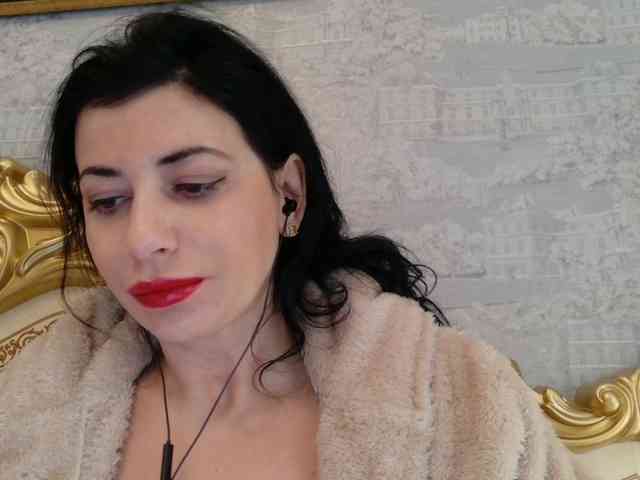 Rosalinda37 webcam