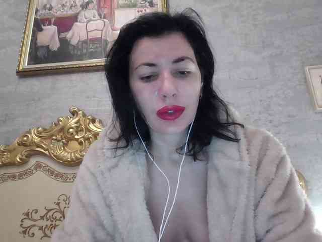 Rosalinda37 webcam