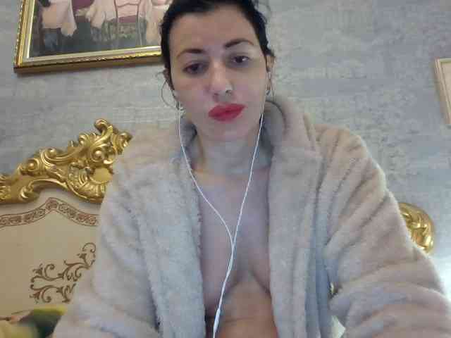 Rosalinda37 webcam