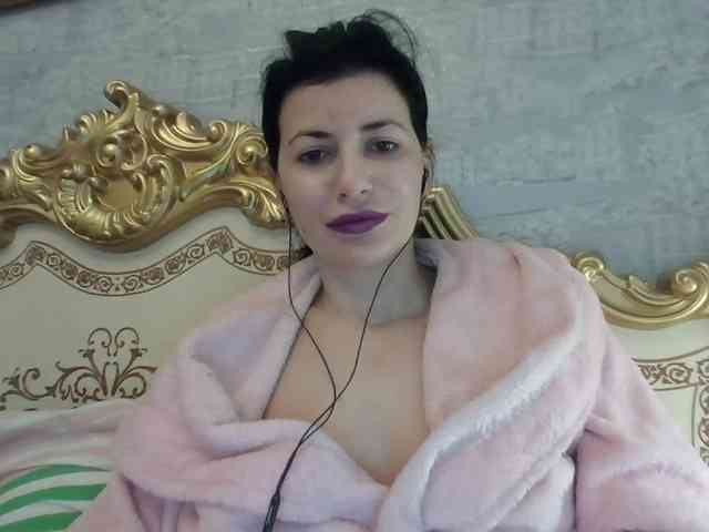 Rosalinda37 webcam