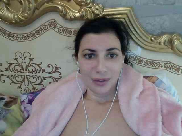 Rosalinda37 webcam