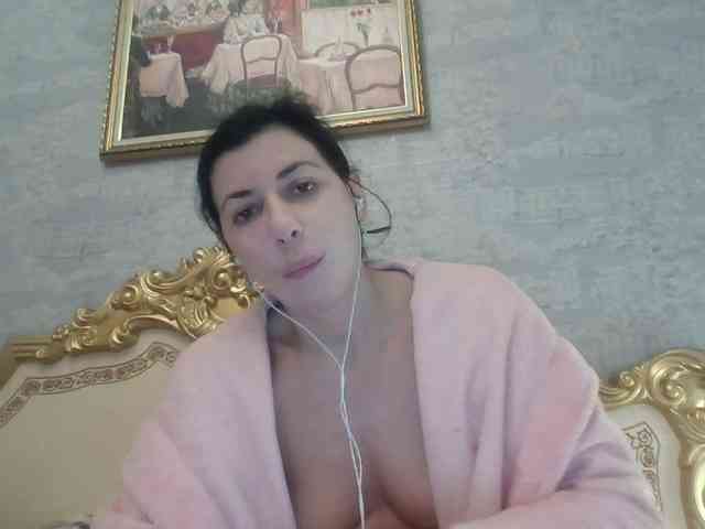 Rosalinda37 webcam