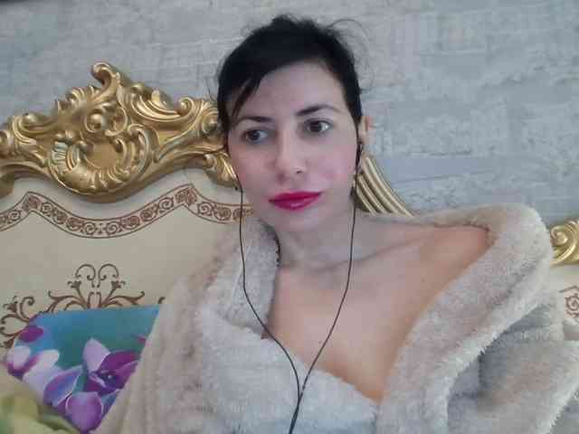 Rosalinda37 webcam