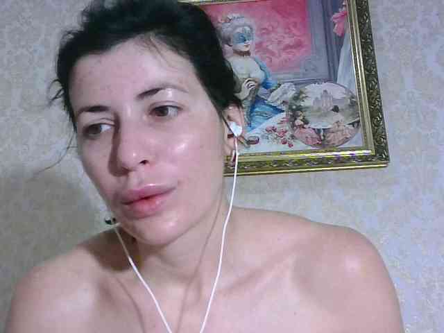 Rosalinda37 webcam