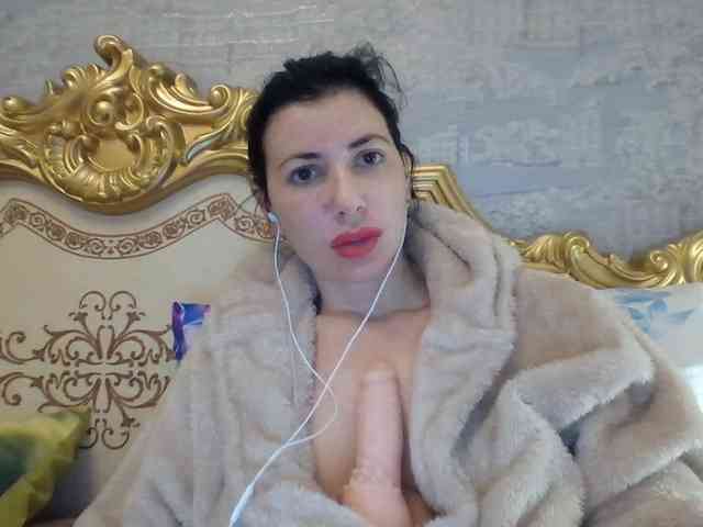 Rosalinda37 webcam