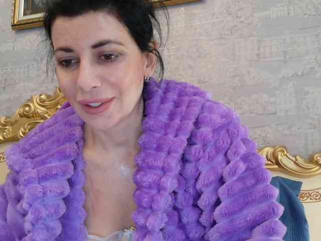 Rosalinda37 webcam