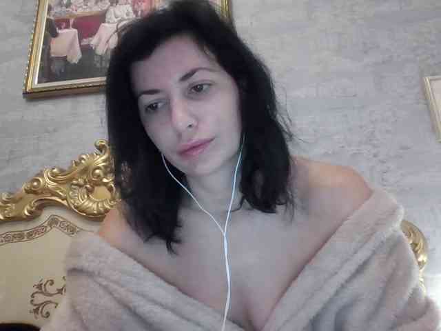 Rosalinda37 webcam