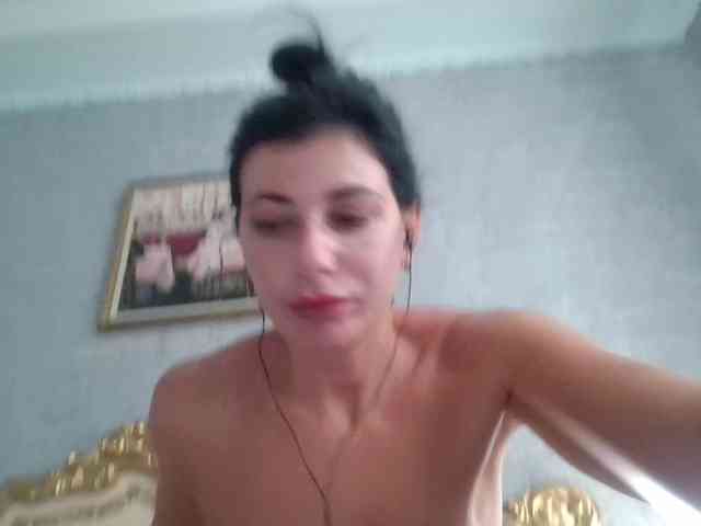 Rosalinda37 webcam