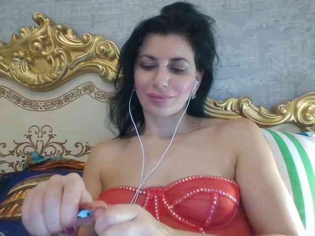 Rosalinda37 webcam