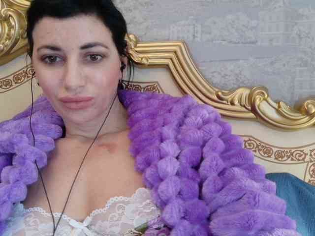 Rosalinda37 webcam