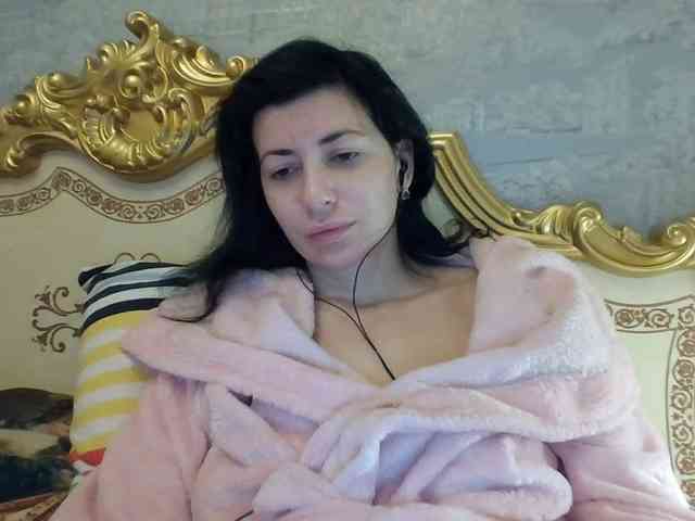 Rosalinda37 webcam