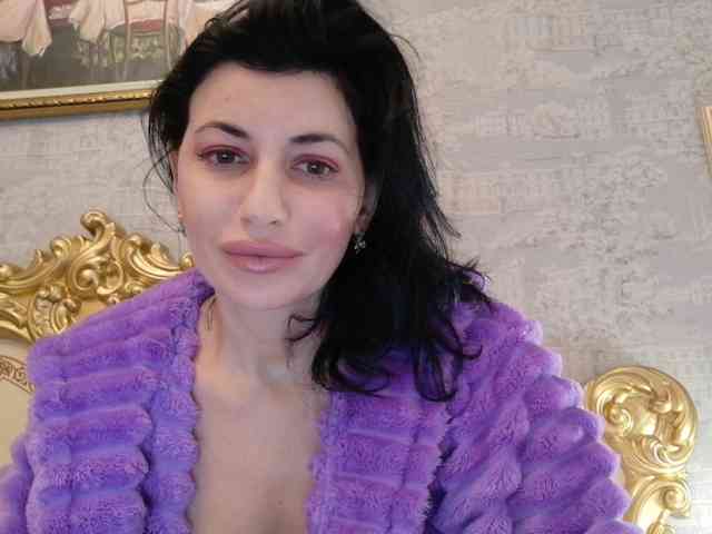 Rosalinda37 webcam