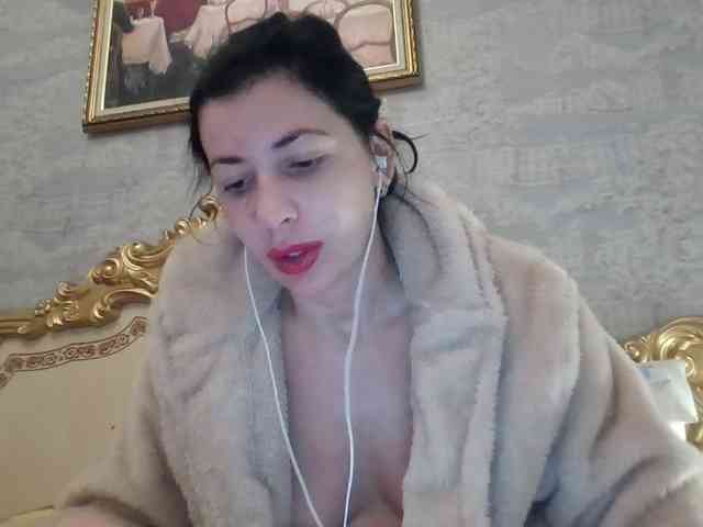 Rosalinda37 webcam