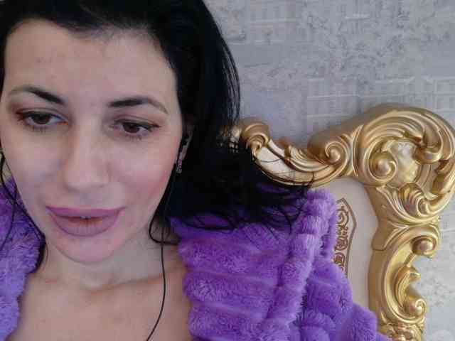 Rosalinda37 webcam