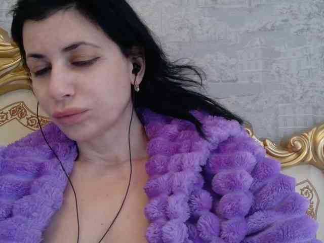 Rosalinda37 webcam