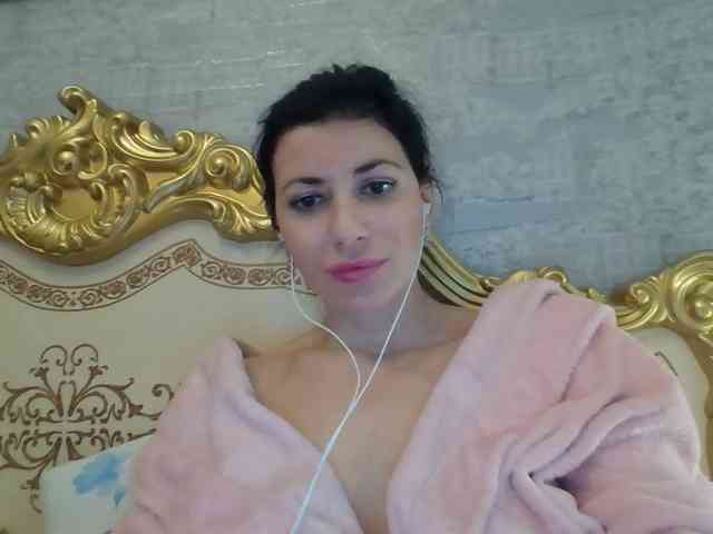 Rosalinda37 webcam