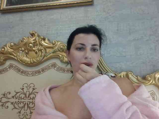 Rosalinda37 webcam
