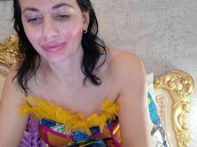 Rosalinda37 webcam