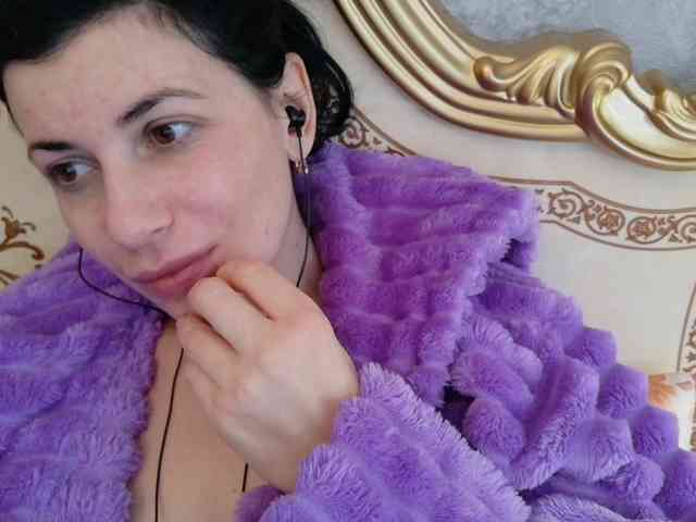 Rosalinda37 webcam
