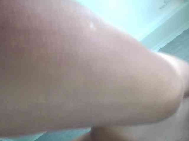 Rosalinda37 webcam