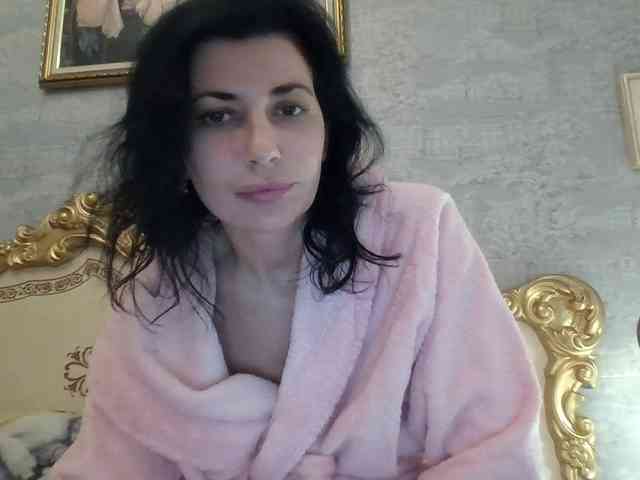 Rosalinda37 webcam