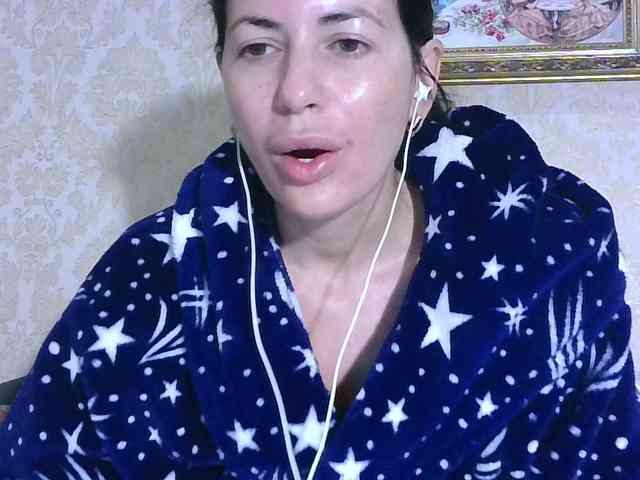 Rosalinda37 webcam