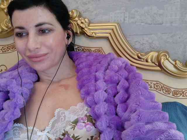 Rosalinda37 webcam