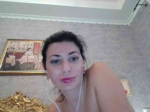 Rosalinda37 webcam