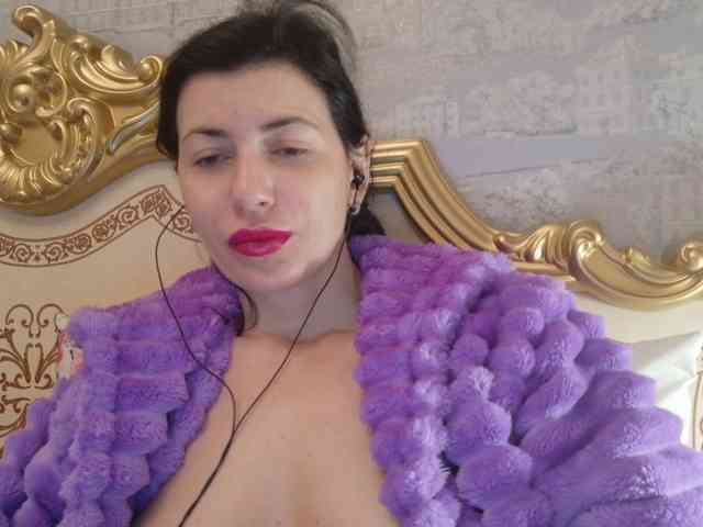 Rosalinda37 webcam