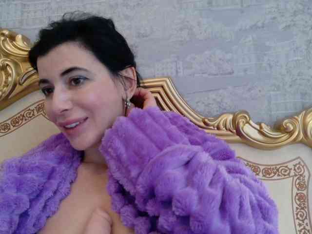 Rosalinda37 webcam