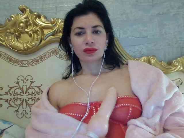 Rosalinda37 webcam