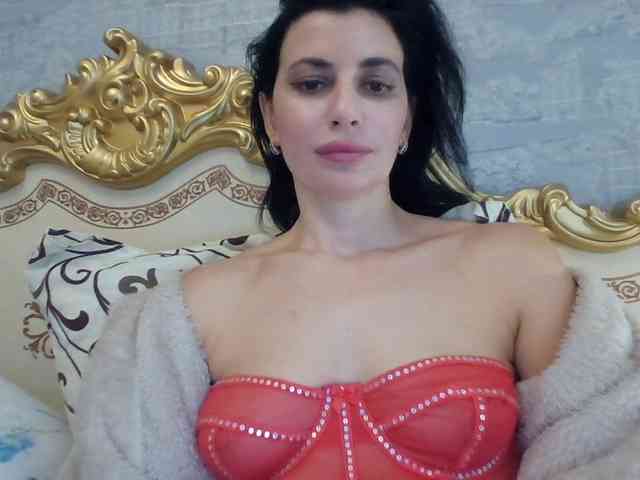 Rosalinda37 webcam