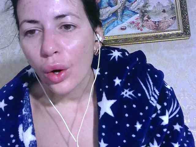 Rosalinda37 webcam
