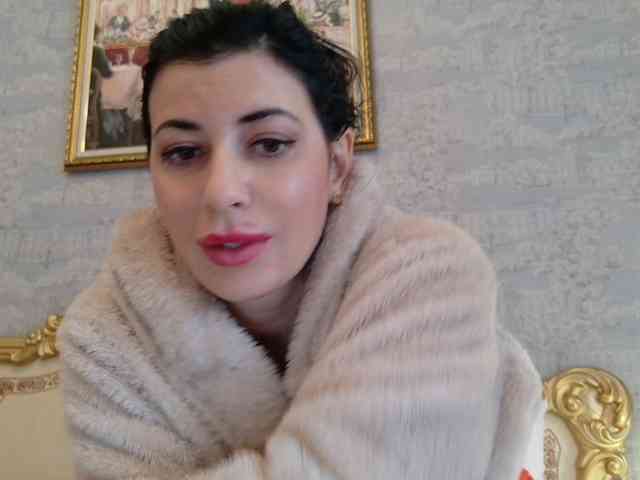 Rosalinda37 webcam