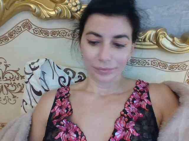 Rosalinda37 webcam
