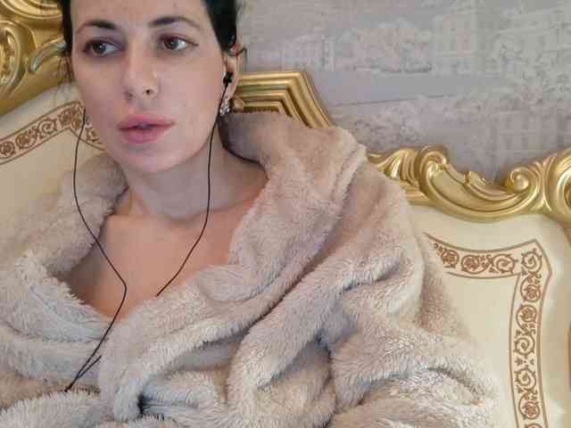 Rosalinda37 webcam