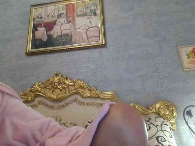 Rosalinda37 webcam
