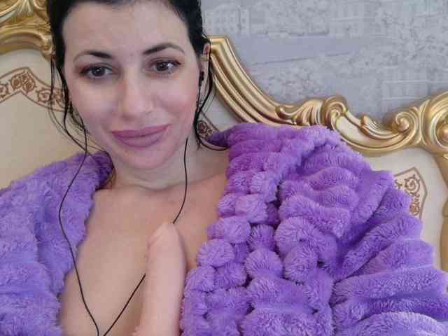 Rosalinda37 webcam