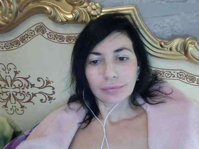 Rosalinda37 webcam