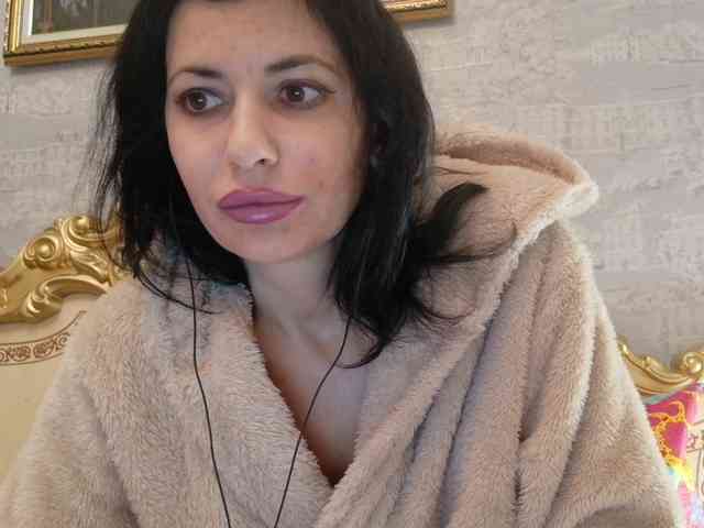 Rosalinda37 webcam