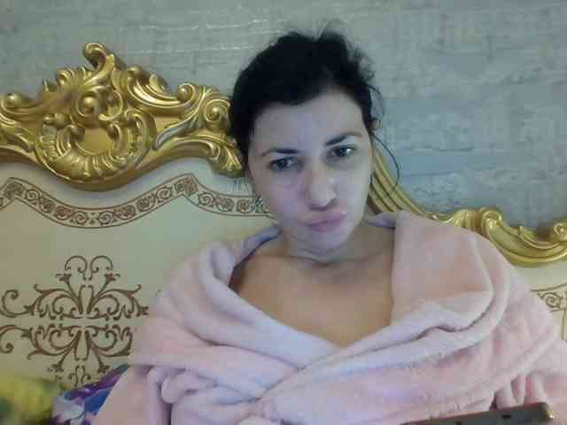 Rosalinda37 webcam