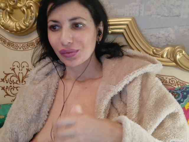 Rosalinda37 webcam