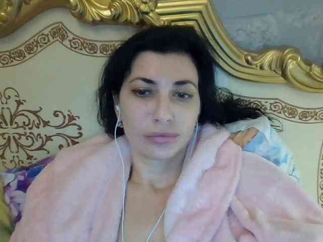 Rosalinda37 webcam